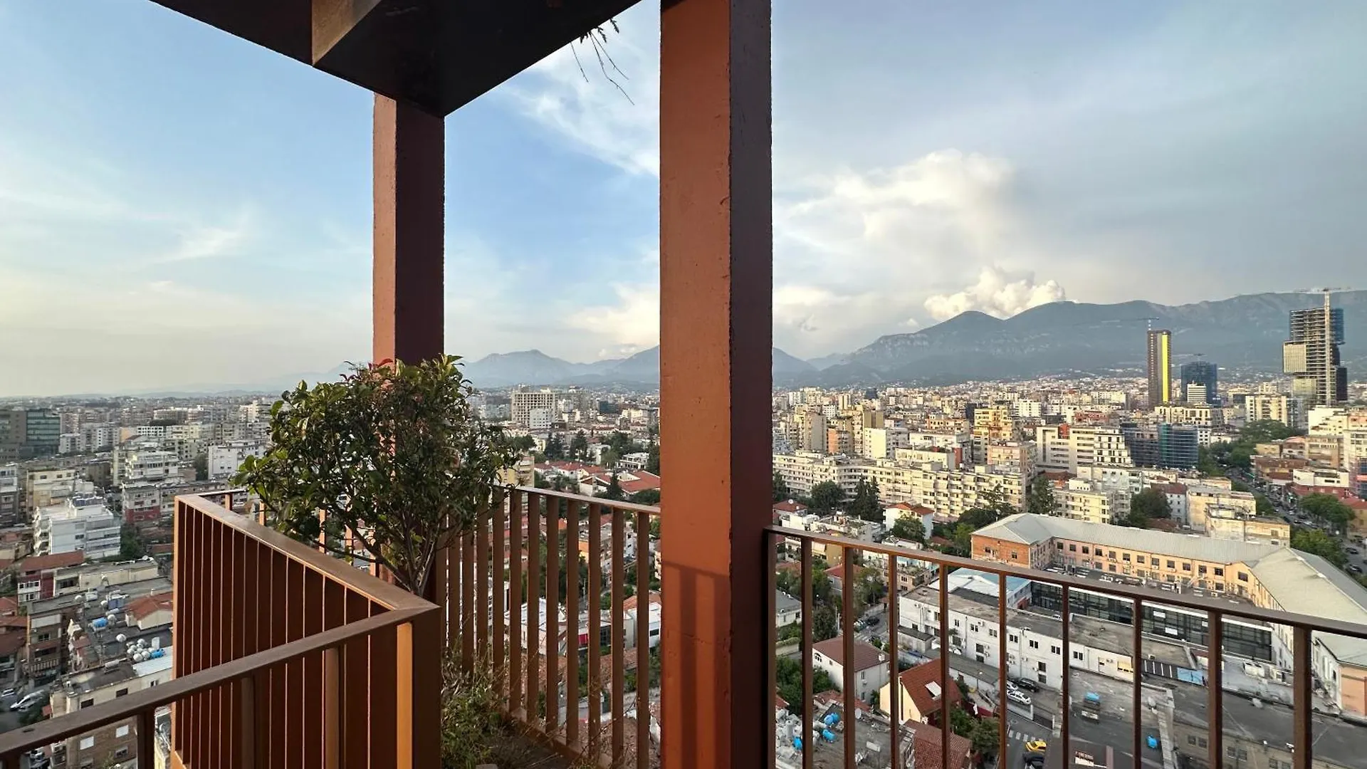 Tirana Garden Building Apartment
