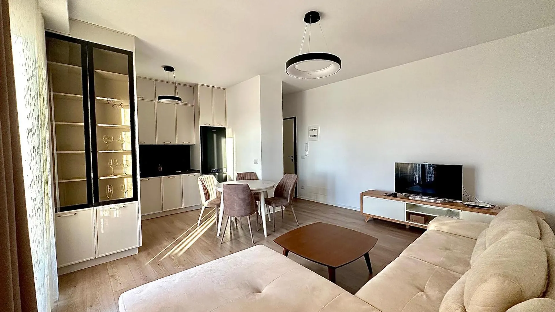 Tirana Garden Building Apartment 0*,