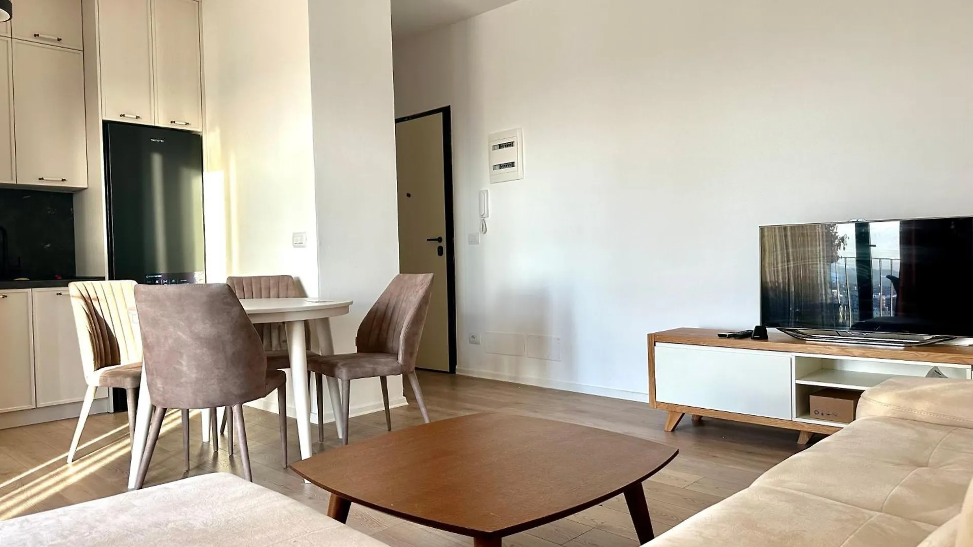 Tirana Garden Building Apartment 0*,  Albania